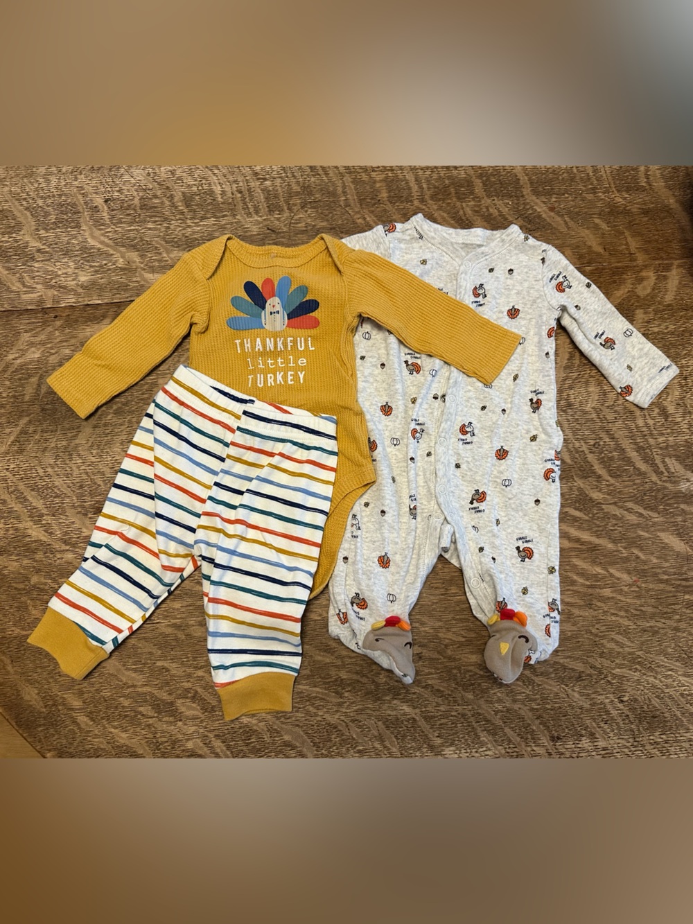 Carter’s Thanksgiving Outfits